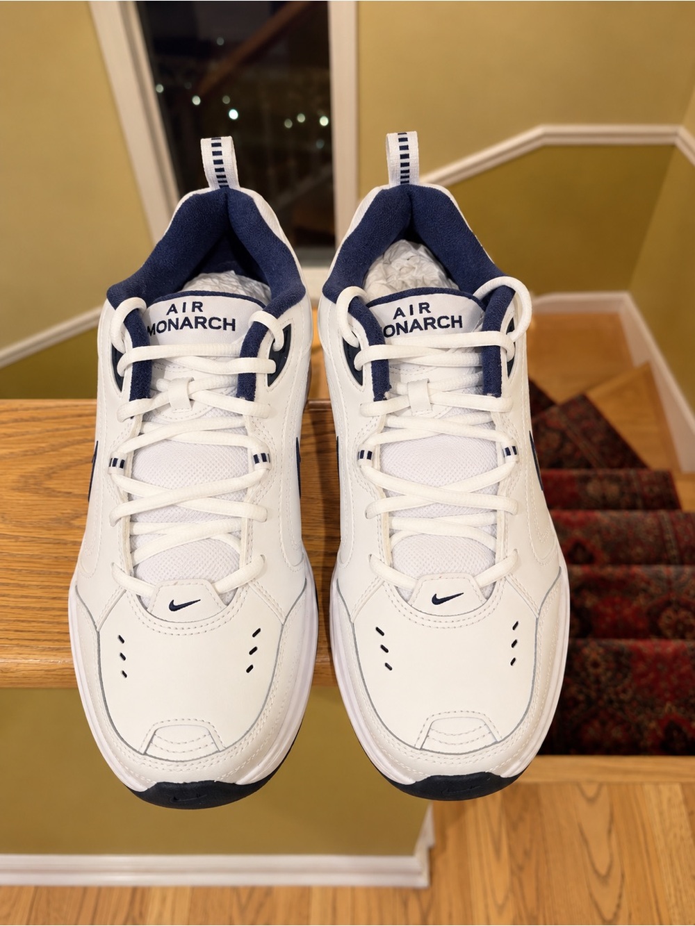 Nike Air Monarch IV Men's White/Navy Training Sneakers Size 9 NEW